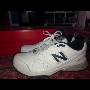 NWT Men’s New Balance Sneakers
